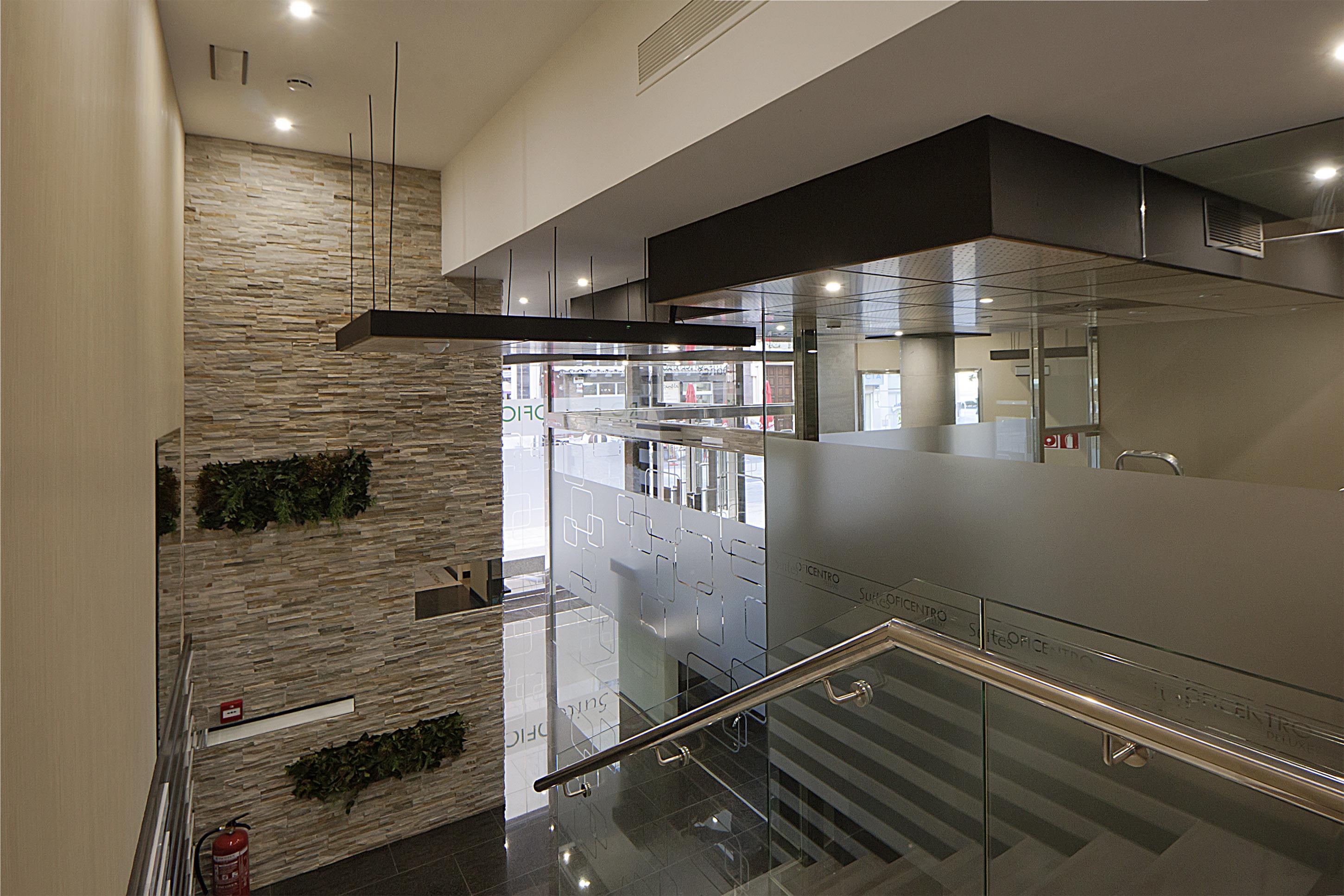 อปาร์ตาเมนโตส สวีท โอฟิเซนโตร ดีลักซ์ Apartment มาลากา ภายนอก รูปภาพ