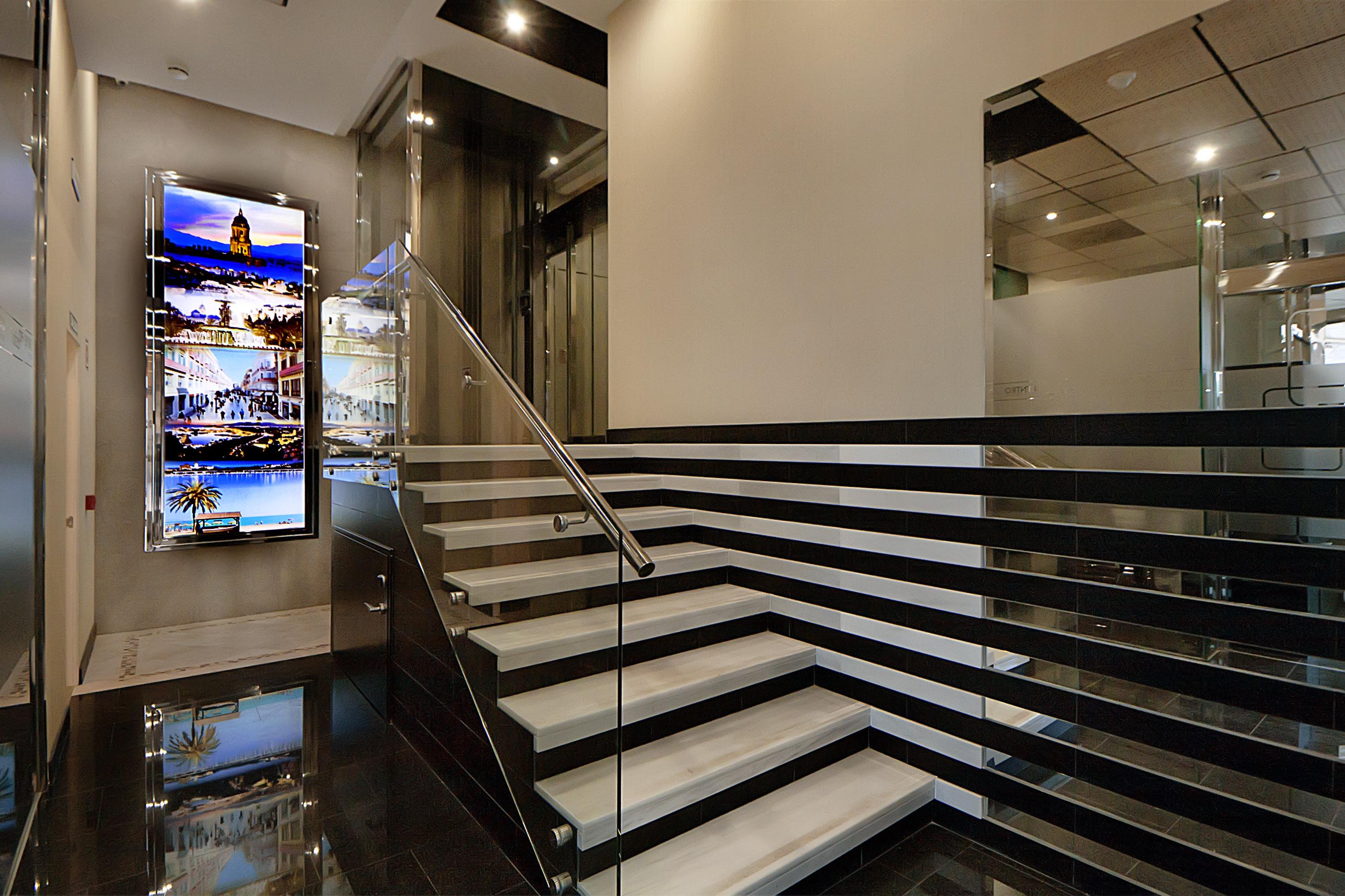อปาร์ตาเมนโตส สวีท โอฟิเซนโตร ดีลักซ์ Apartment มาลากา ภายนอก รูปภาพ