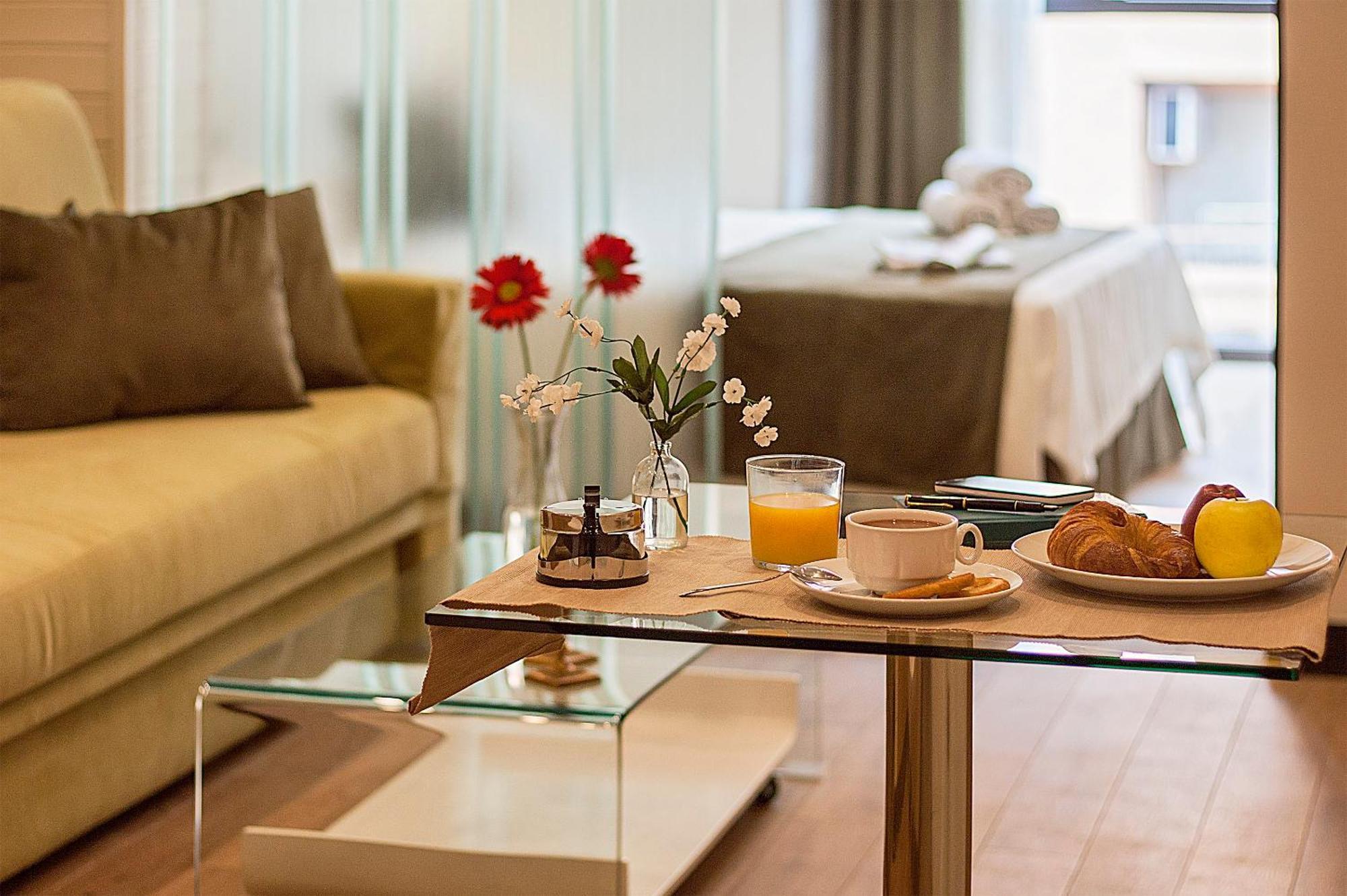 อปาร์ตาเมนโตส สวีท โอฟิเซนโตร ดีลักซ์ Apartment มาลากา ห้อง รูปภาพ