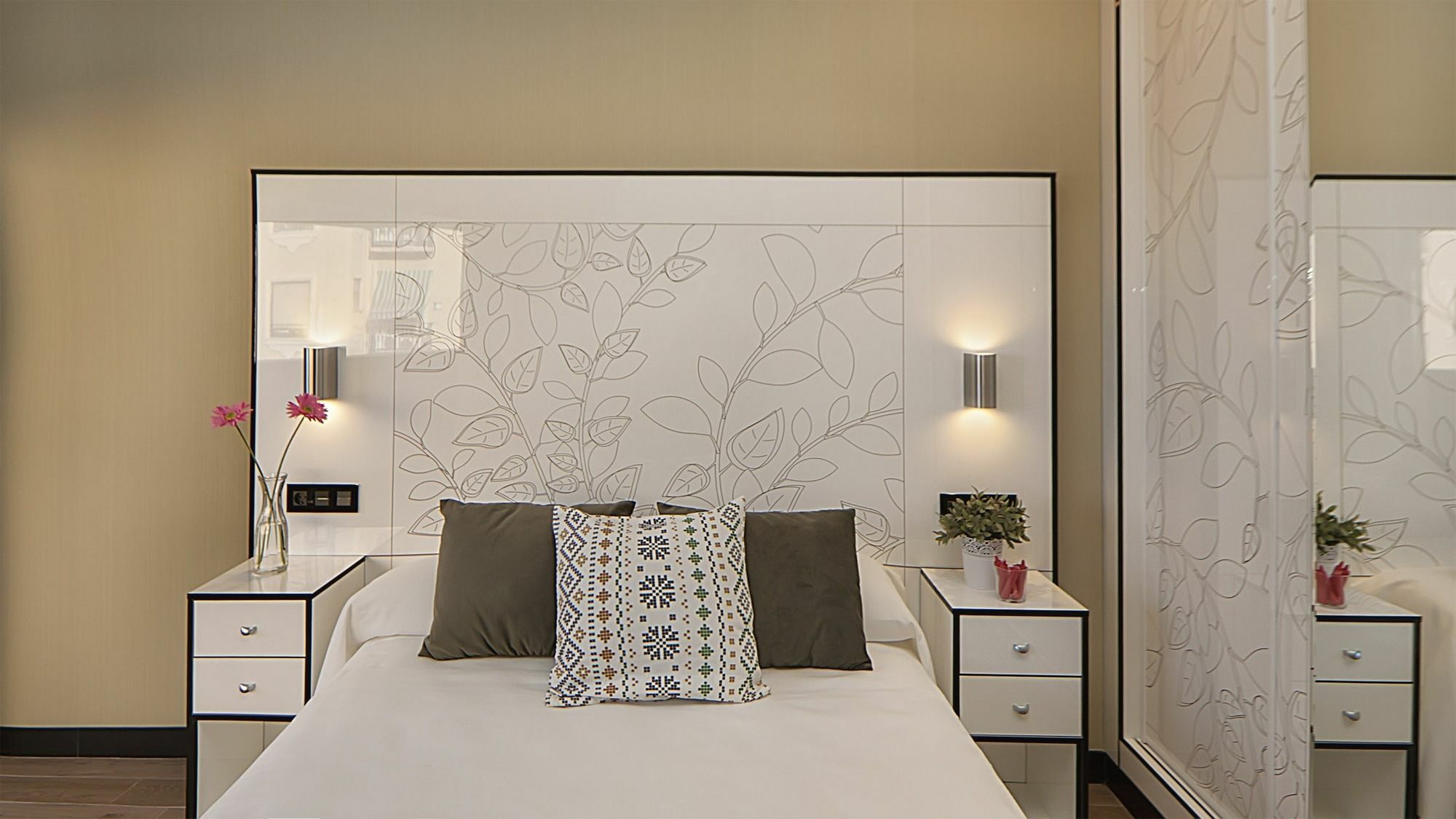 อปาร์ตาเมนโตส สวีท โอฟิเซนโตร ดีลักซ์ Apartment มาลากา ภายนอก รูปภาพ